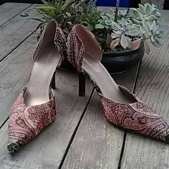 Shoes - Picture 3 of 3